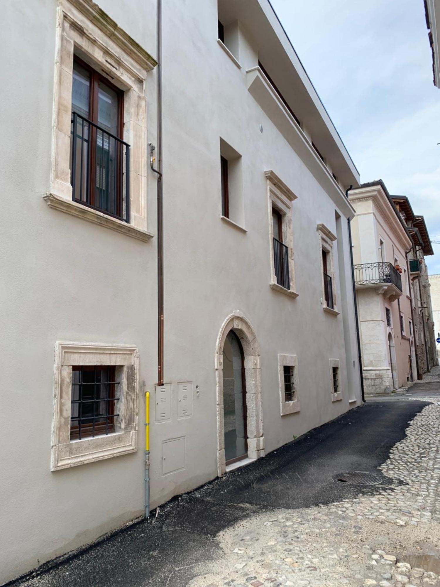 Habita Appartamenti LʼAquila Buitenkant foto