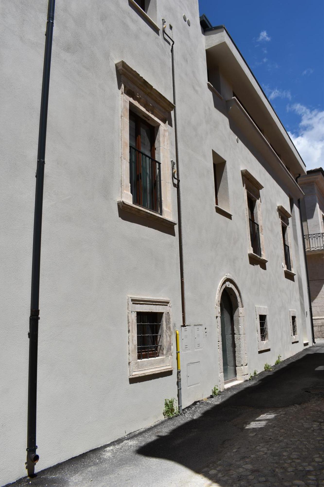 Habita Appartamenti LʼAquila Buitenkant foto