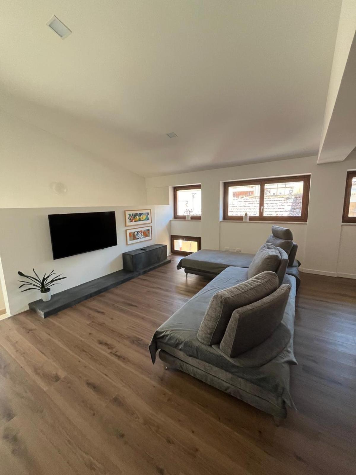 Habita Appartamenti LʼAquila Buitenkant foto